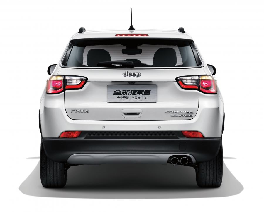  Jeep Compass Limited (MP) 2016 года  (CN) (фото 4 из 15)